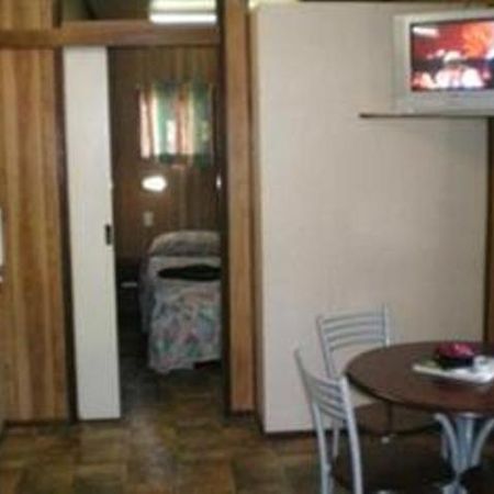 Whiterock Leisure Park 호텔 케언스 객실 사진